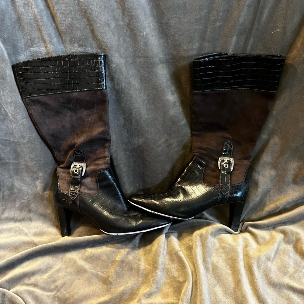 Brighton Black/Brown side and leather 6.5 boots with buckle